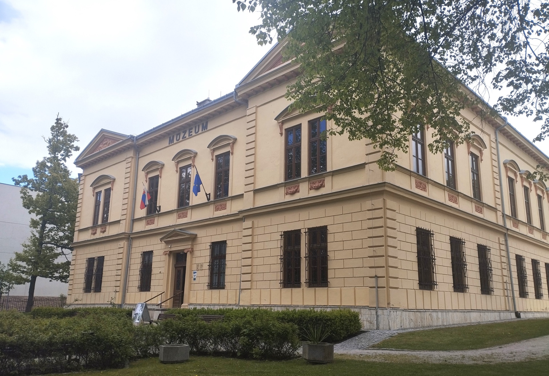Podtatranské múzeum